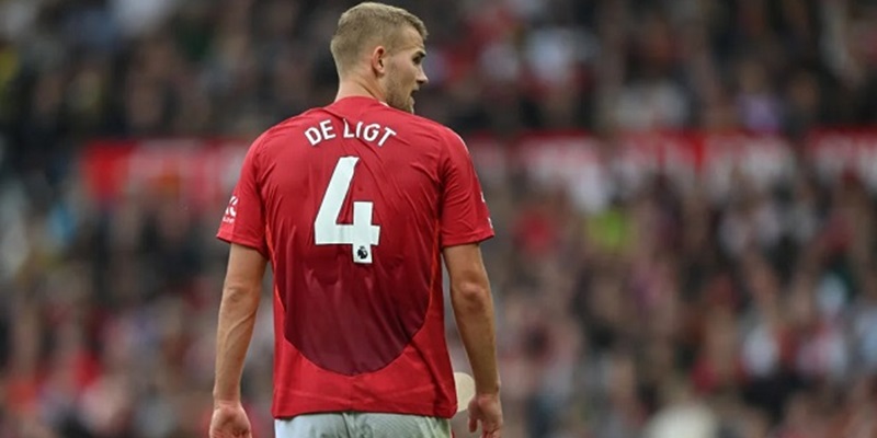 De Ligt được kỳ vọng sẽ ngay lập tức là trụ cột của MU